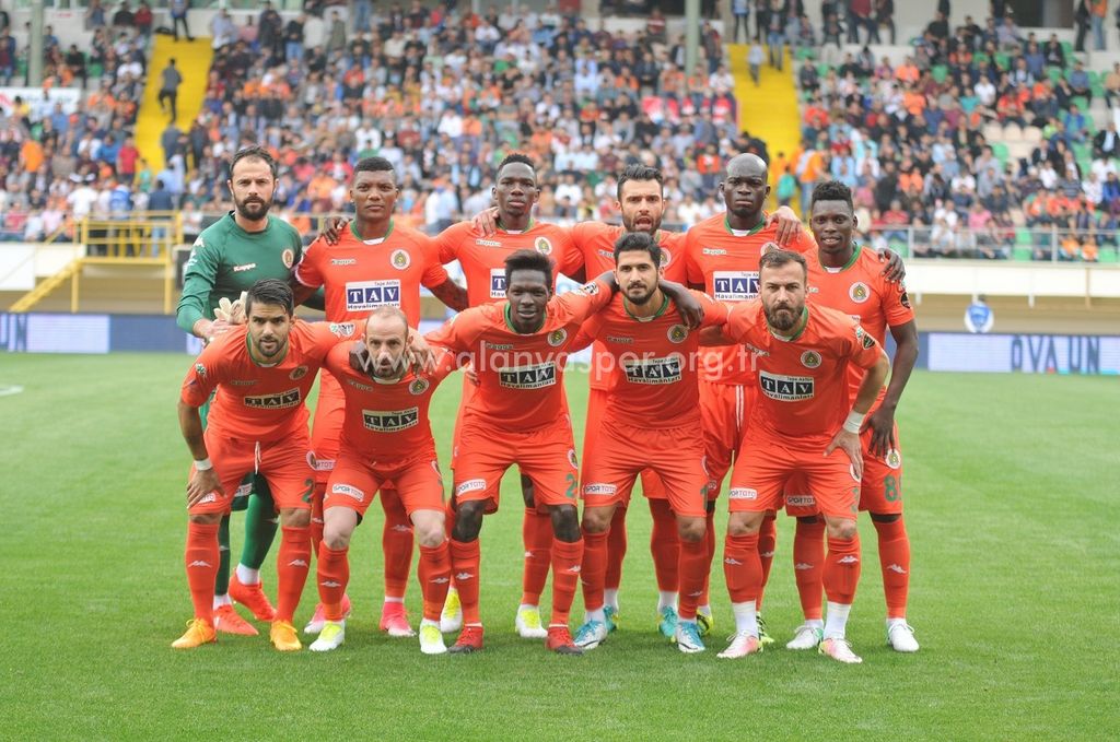 En İyi 5 Türk Futbol Kulübü